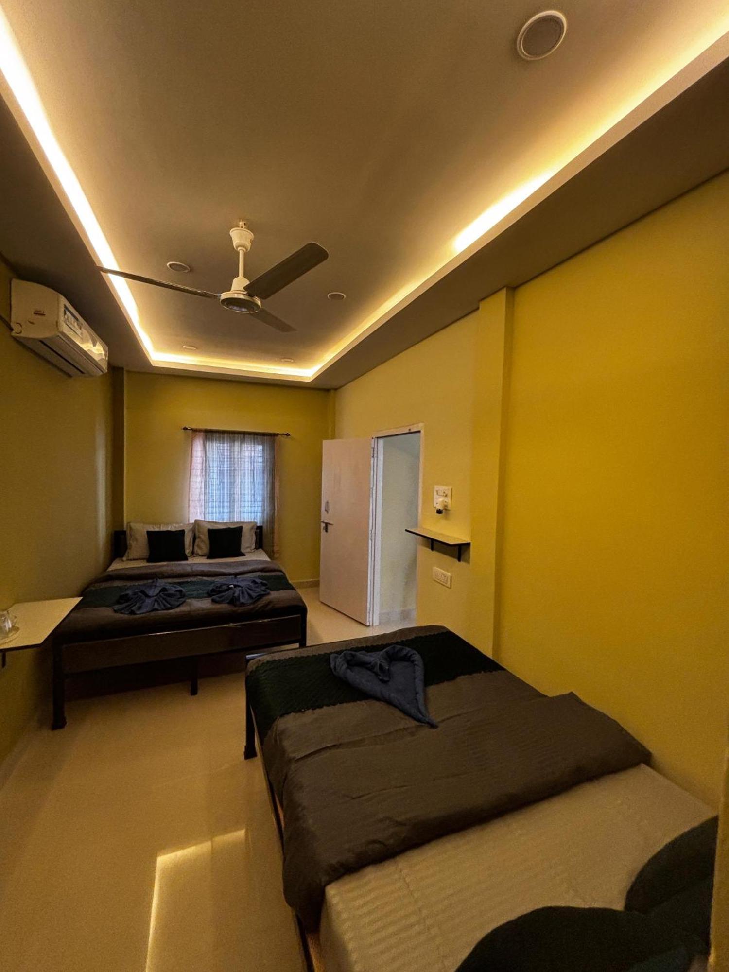 The Gulmohar Inn Guwahati Eksteriør bilde