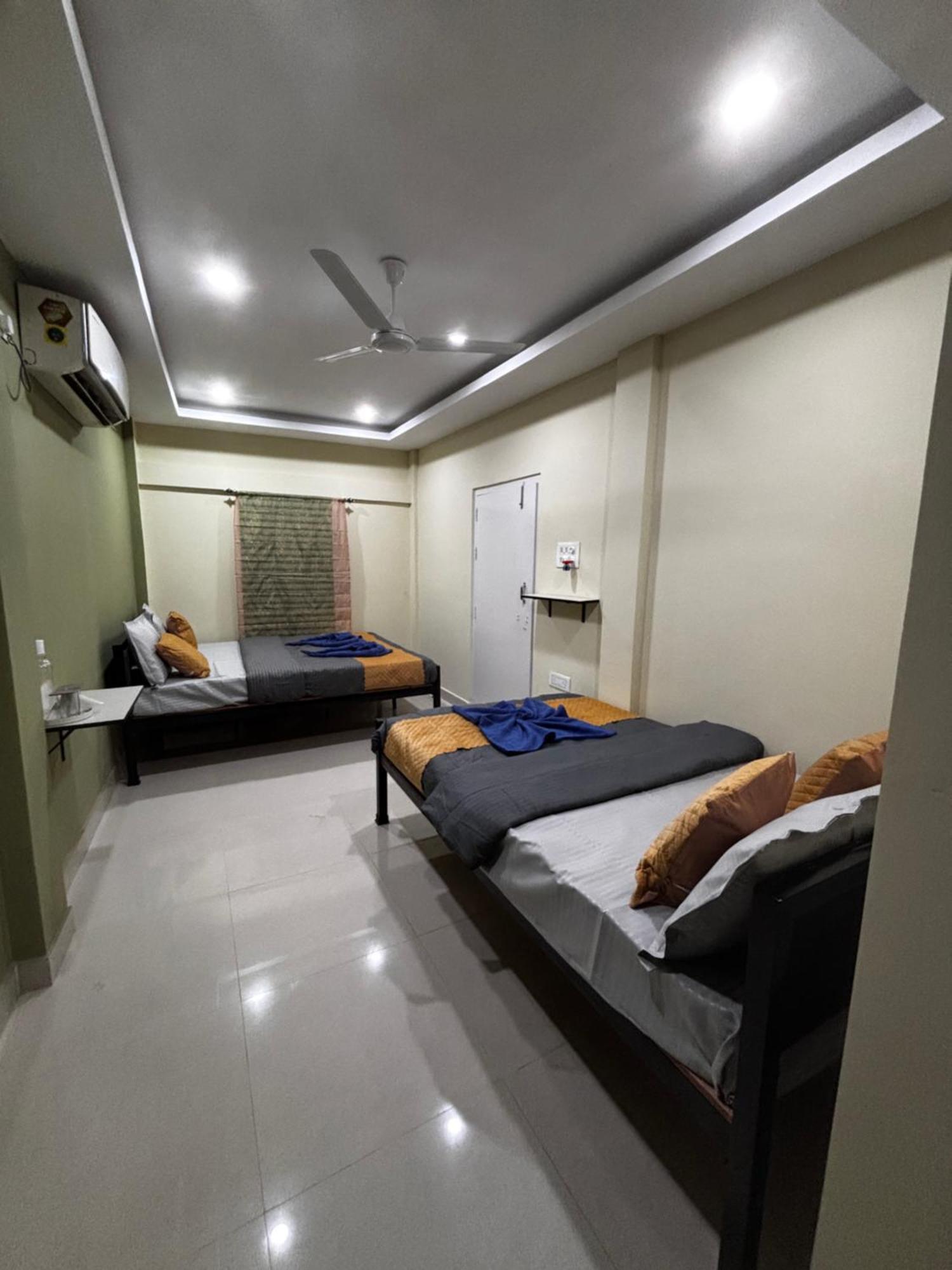 The Gulmohar Inn Guwahati Eksteriør bilde